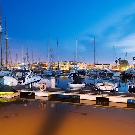 B46 - Marinapark Apartment With Seaview 라고스 외부 사진