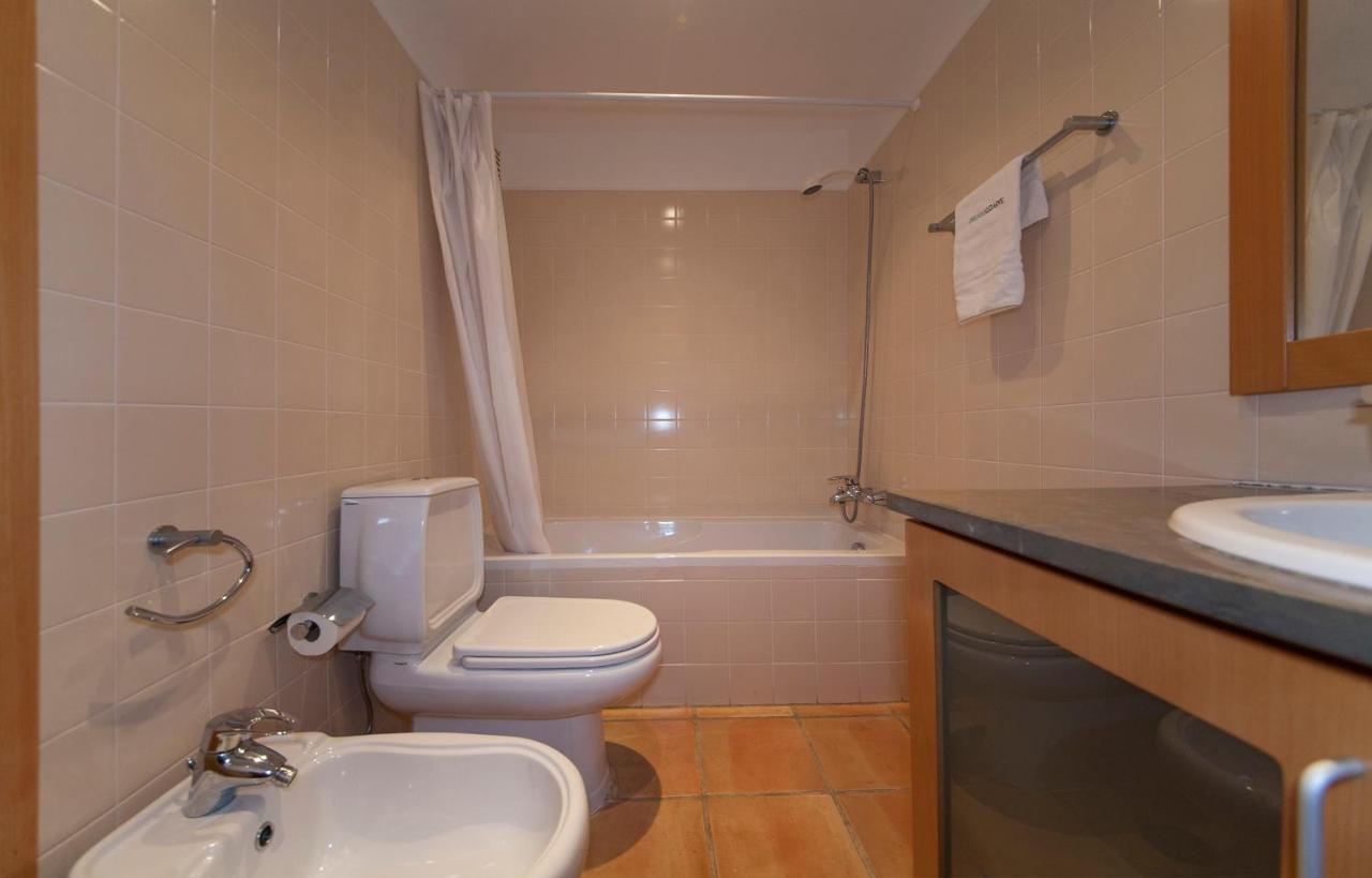 B46 - Marinapark Apartment With Seaview 라고스 외부 사진