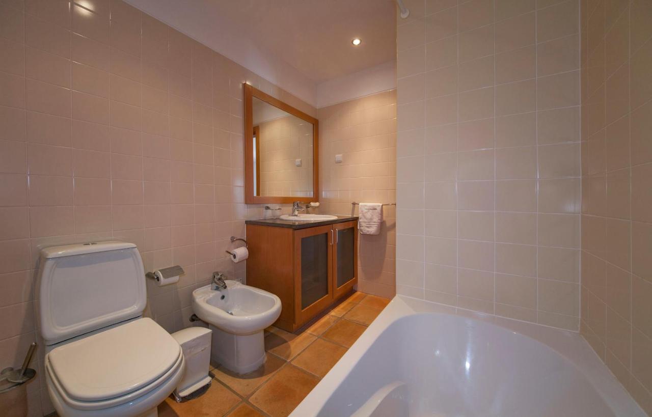 B46 - Marinapark Apartment With Seaview 라고스 외부 사진