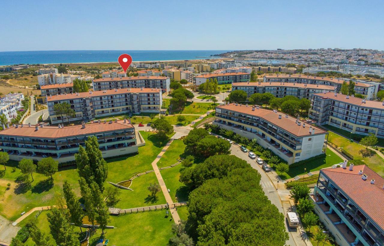 B46 - Marinapark Apartment With Seaview 라고스 외부 사진